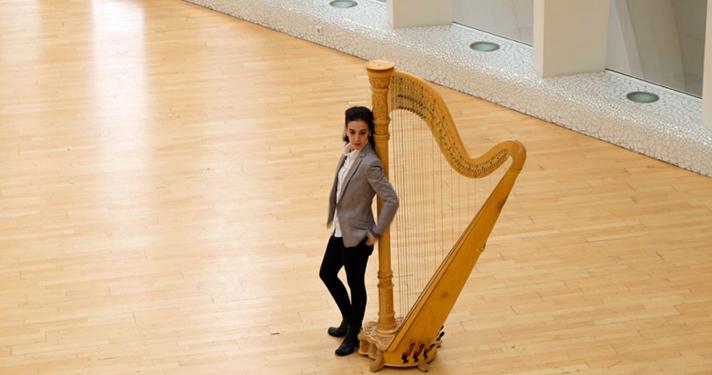 cristina-montes-mateo-harp
